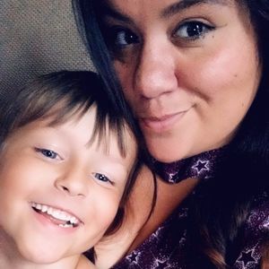 Meet your Posher, Crystal